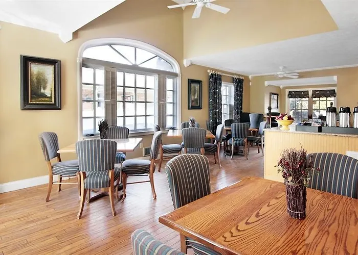 Hillwinds Inn - Blowing Rock